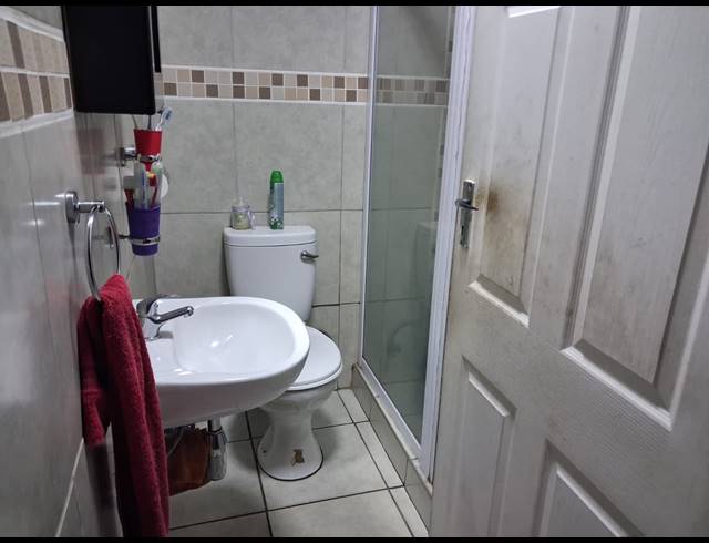 3 BEDROOM HOUSE FOR SALE IN AUSTERVILLE